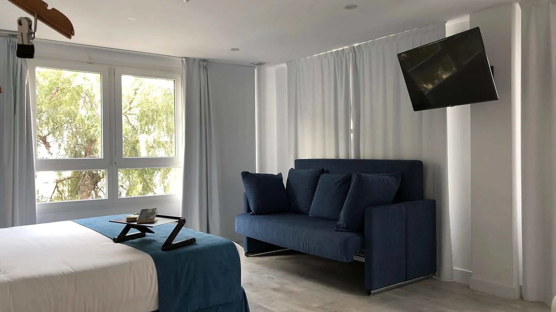 Casual Del Mar Malaga Hotel Spain