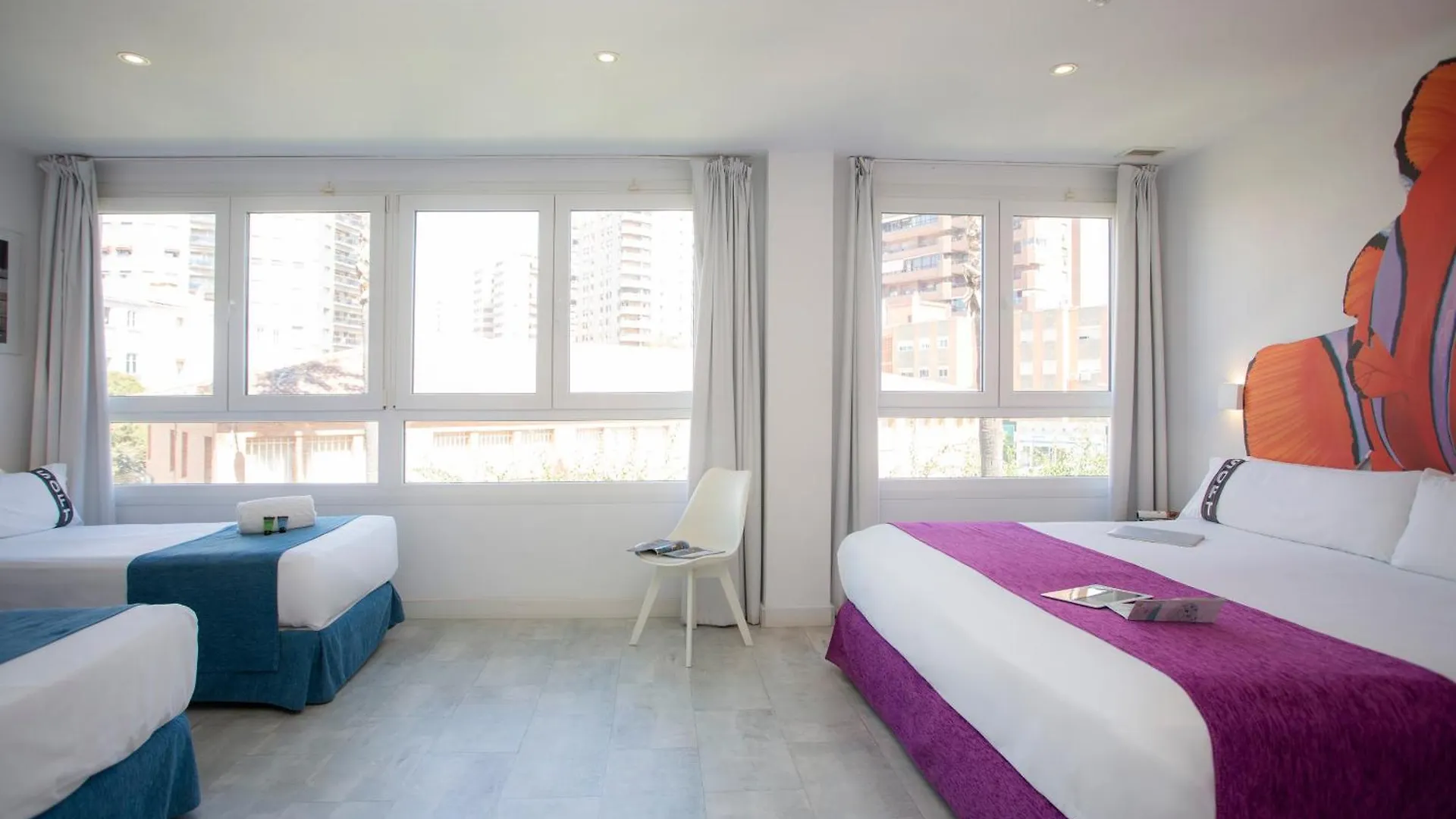 Casual Del Mar Malaga Hotel